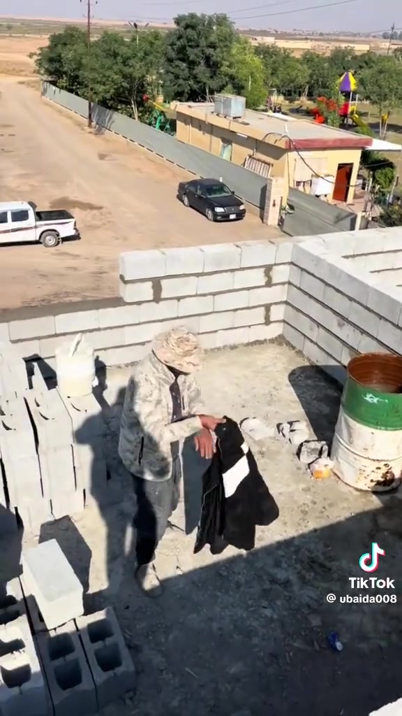 كادر عمل لبخ  حجر بلوك اسعار مناسبه ***********

