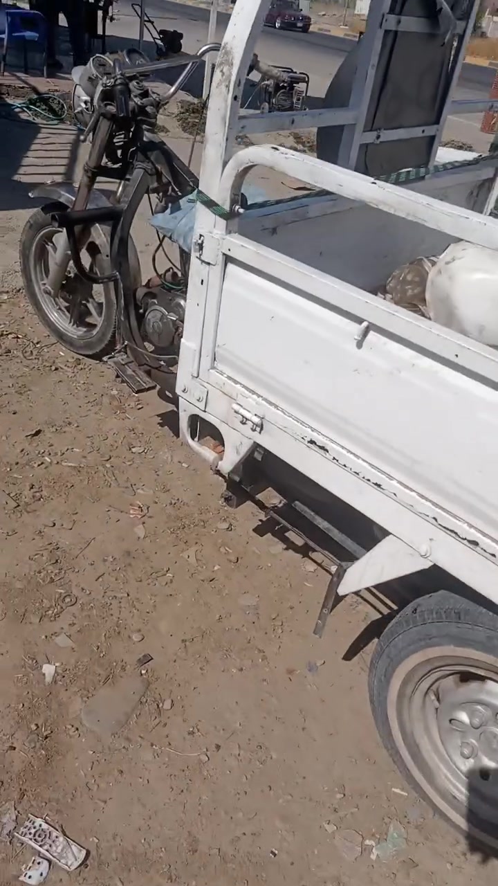 اخوان ستوته فقط اكرنك اتريد بستم ولفات جديد شاصي تايرات شرط الشراي يعلق او يتصل***********
