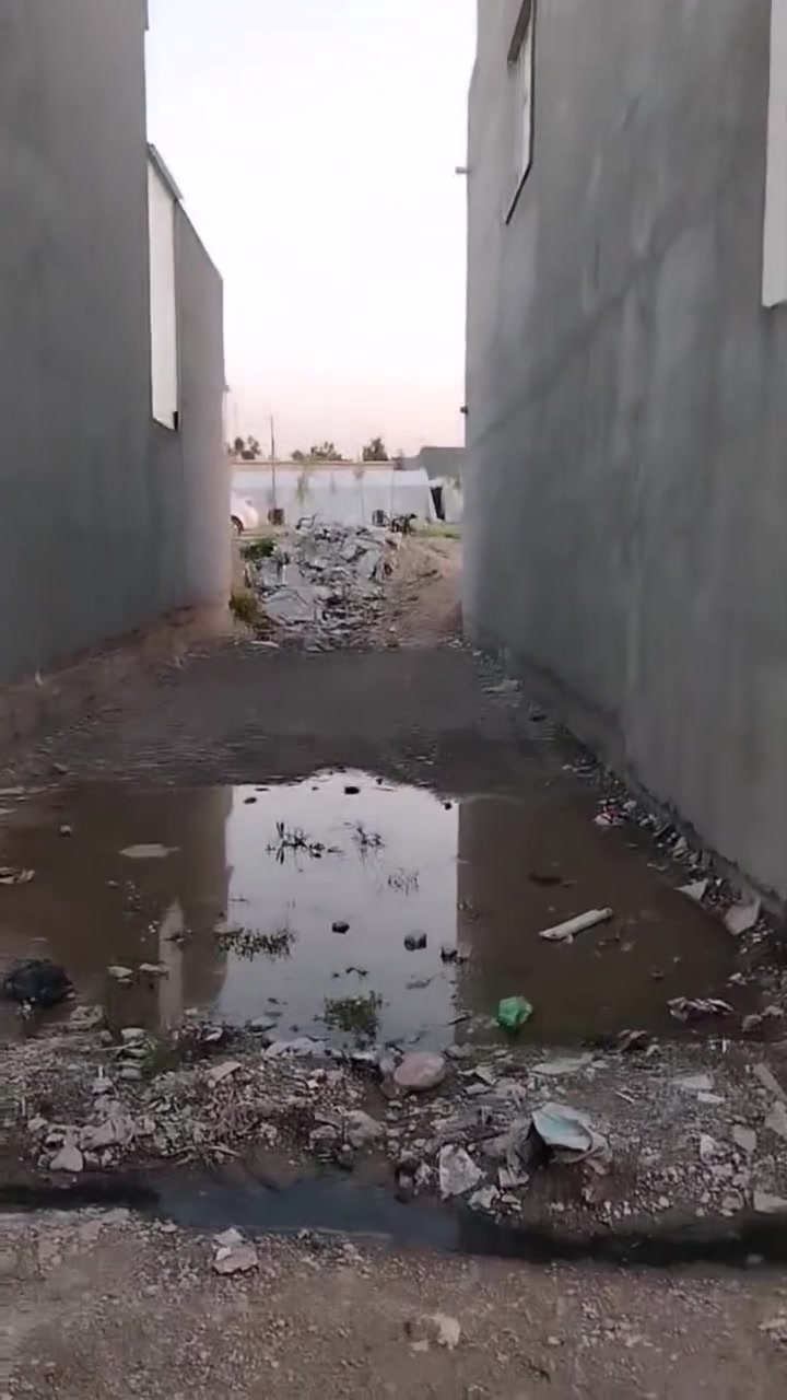 ارض للبيع 80 م واجها 4 
الحدباء قرب دورة حطبجي 
40 مليون وبيها مجال 
سند زراعي 
***********
***********
