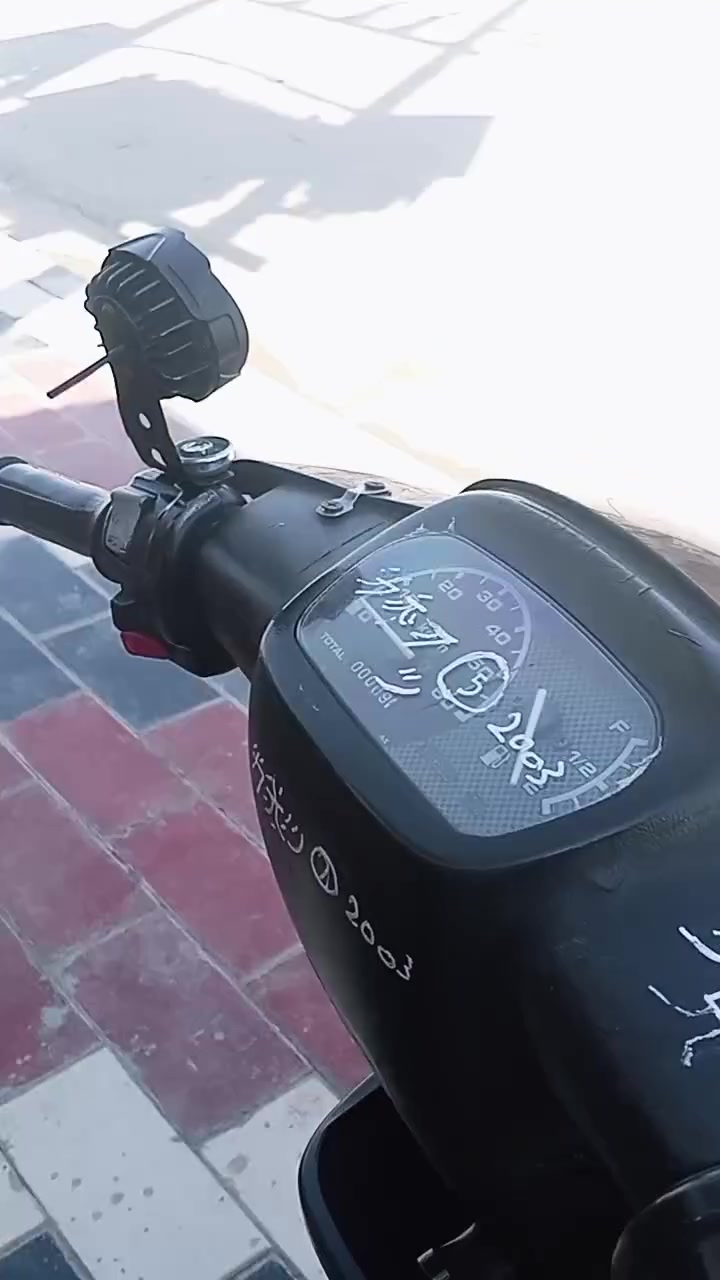 ***********
سلام عليكم دراجه فحل قفل اكسن 
السعر 250 شاصي كفاله المكينه بس بستم مدل بيه المكان نجف ابصخير الحيرة
