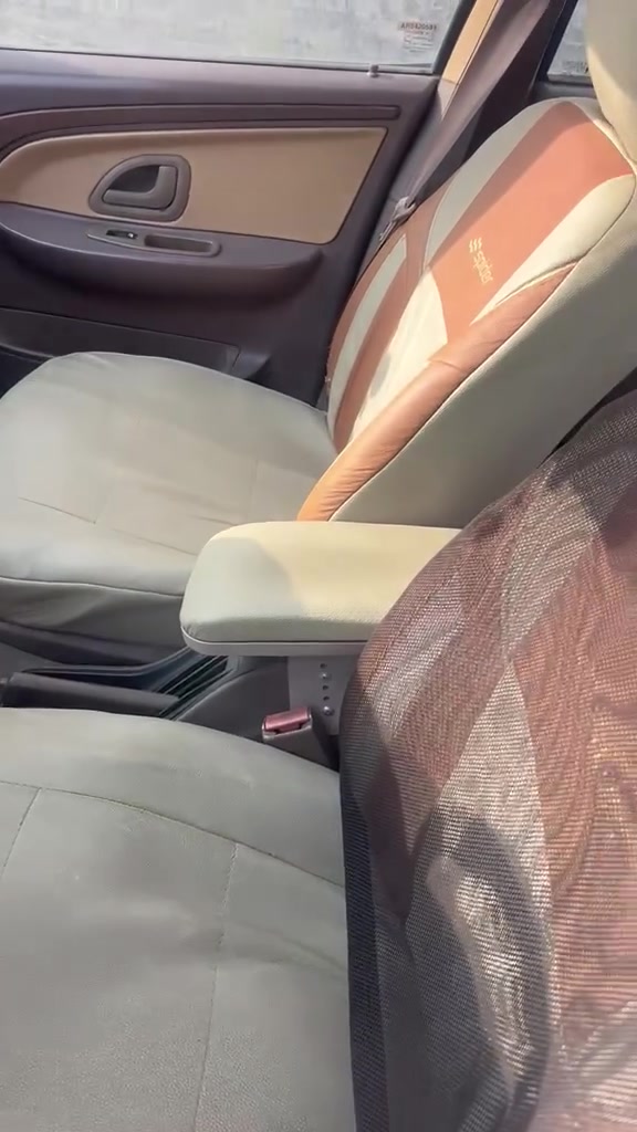 بيجو لميس • حادث • راعي موجود