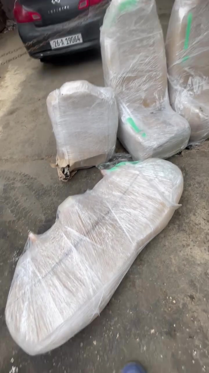كشنات بيجي • FX35-37 • QX70