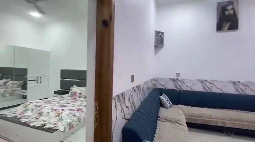 بيت للبيع التنومة كردلان شارع الشهداء 150متر بية أربعة غرف طابقين الشارع 10متر طابو زراعي السعر 130 وبي مجال استفسار ع رقمي بي واتساب ***********
