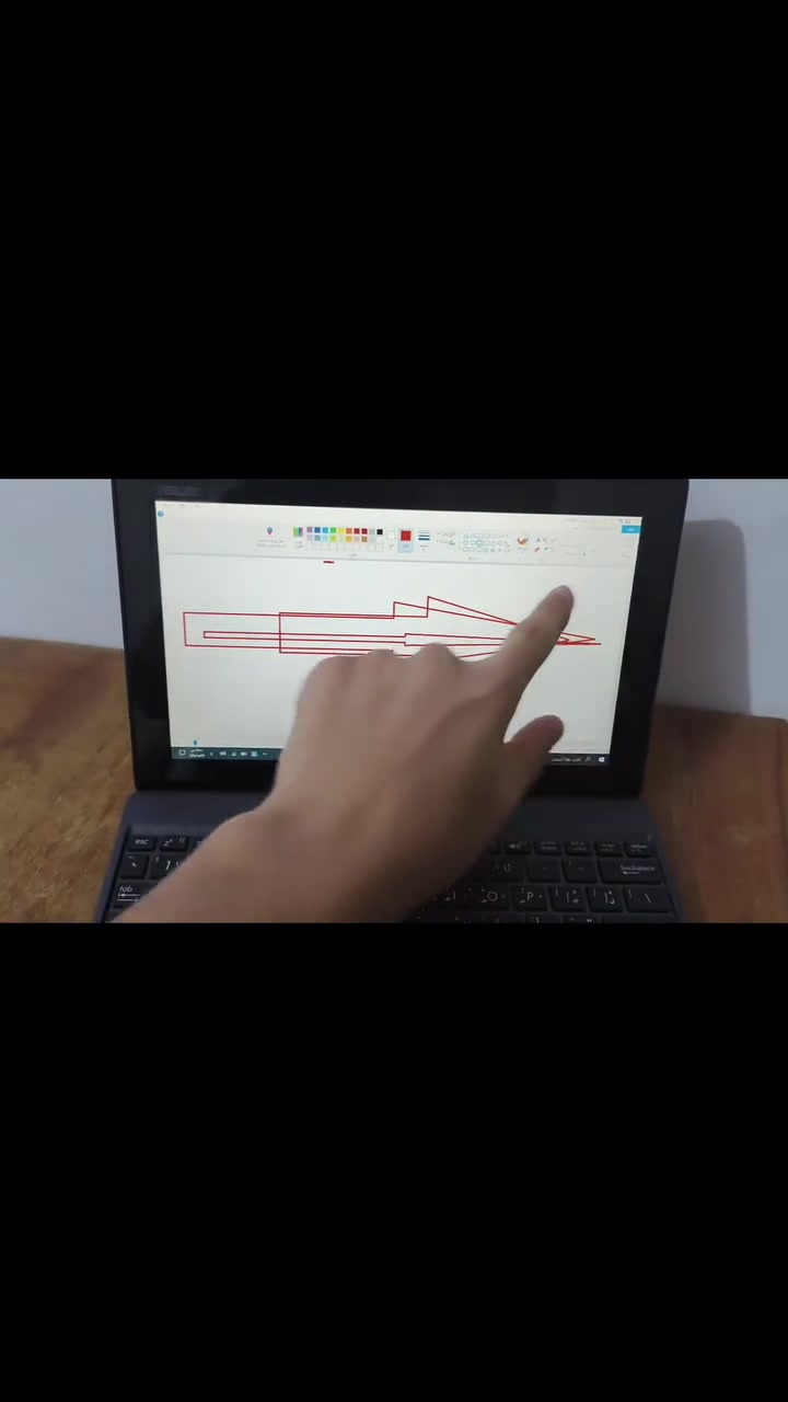 لابتوب • آخر قطعة • توصيل مجاني