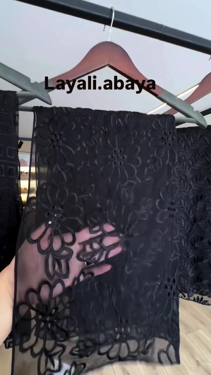 جوانترين • مقاس ٦ • Layali.abaya