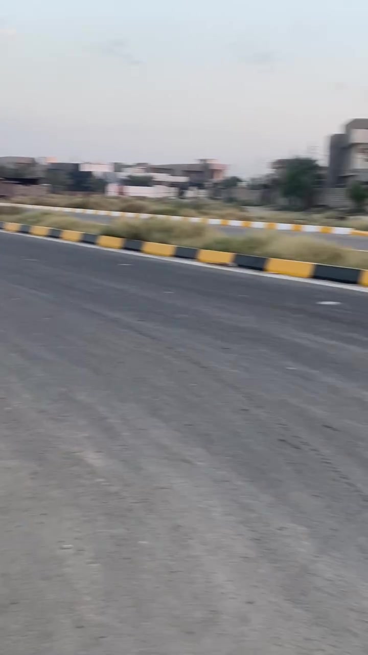 السلام عليكم هيكل للبيع في باب الدرب ال ١٤ 
ملك صرف سكني المساحه ١٢٥م وجه ٦.٢٥٠
موقع مميز قريب جدا من الشارع العام 
وقريب على شارع ٣٠م شارع السكلات 
مطل على ساحه  
بسعر مناسب 
لمعلومات اكثر  ***********

