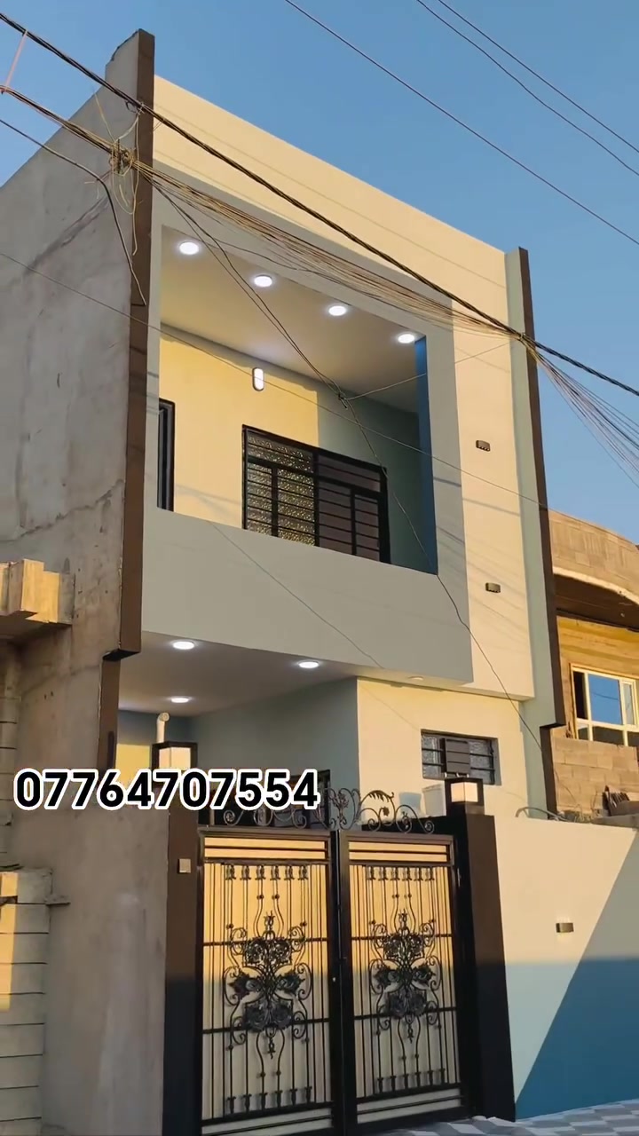 🏠 منزل مميز للبيع في حي الانتصار 🏠
فرصة عقارية ممتازة لمن يبحث عن منزل متكامل وبموقع حيوي!

​تفاصيل العقار :​المساحة: 110 متر مربع. ​البناء: طابق ونصف.

​السند: طابو صرف (الزهور) - شرط التحويل.

​الموقع: حي الانتصار - شارع 30 (قرب مدرسة الشهيد وليد وروضة القلم).

​التفاصيل الداخلية:

​4 غرف نوم واسعة.   ​هول (صالة داخلية)

​غرفة استقبال.​مطبخ

​دبل صحيات (مجموعتان خدميتان)

​السعر والمعلومات المالية:

​السعر المطلوب: 88 مليون دينار عراقي (مع مجال بسيط للتفاوض).

​📞 للإستفسار والمعاينة:

يرجى الاتصال على الأرقام التالية: @الجميع @إشارة 

📱 ***********

📱 ***********

​🏢 المراجعة: مكتب أبو وطبان الدليمي

📍 عنوان المكتب: حي الانتصار - مقابل جامع خلفاء الرسول.
