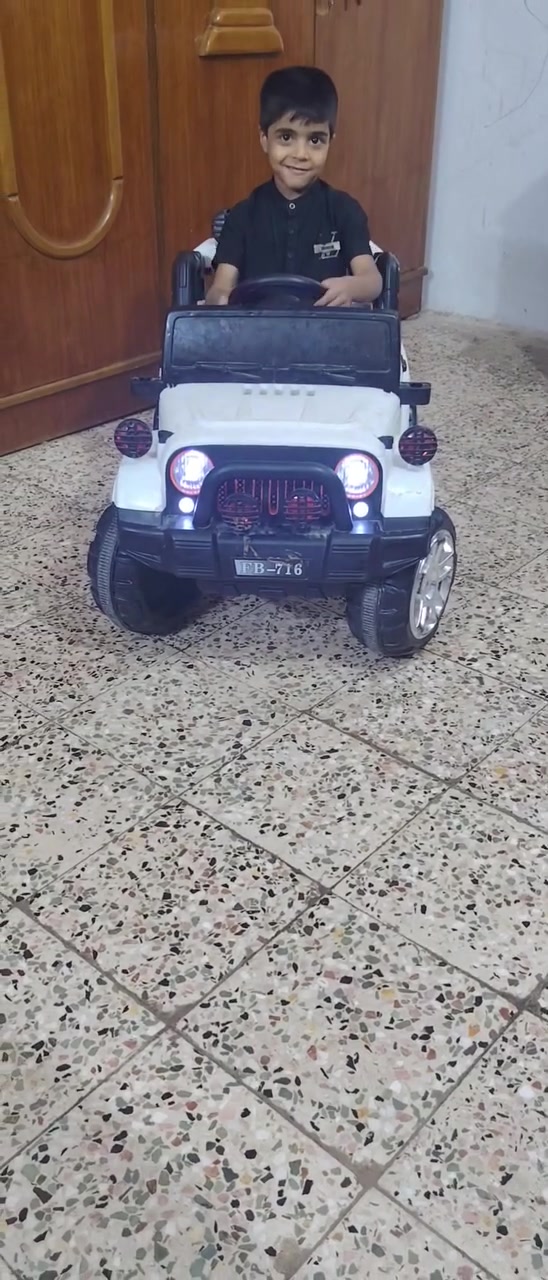 سياره شحن جديده للبيع بيهه نغمات وفلاش هم يصير الهه تحمل وزن السعر 125 مكان ميسان الدبيسات شراي خاص او تصال ***********
