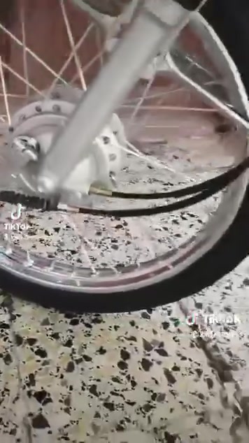 متاح سلام عليكم شباب دراجه سكنر البيع دراجه كامله ما مفتوحه سعر 800+50 وبيه 
مجال قليل وبختمت شراي وهاذه رقمي 
***********
