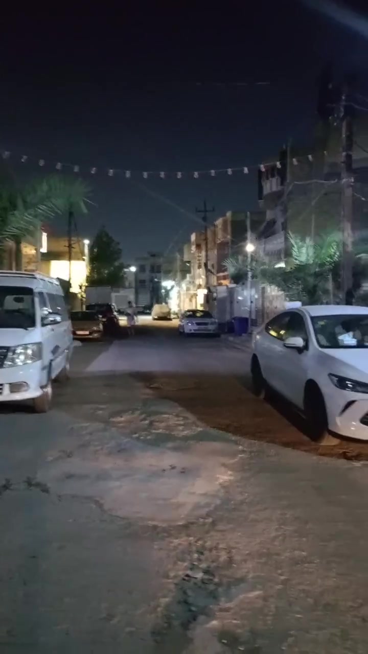 السلام عليكم 
بيت 50متر 5*10 طابق واحد
البلديات شارع جامع سيد صلاح المگصوصي 
السعر 70 مليون بي مجال بسيط
للاتصال ***********
