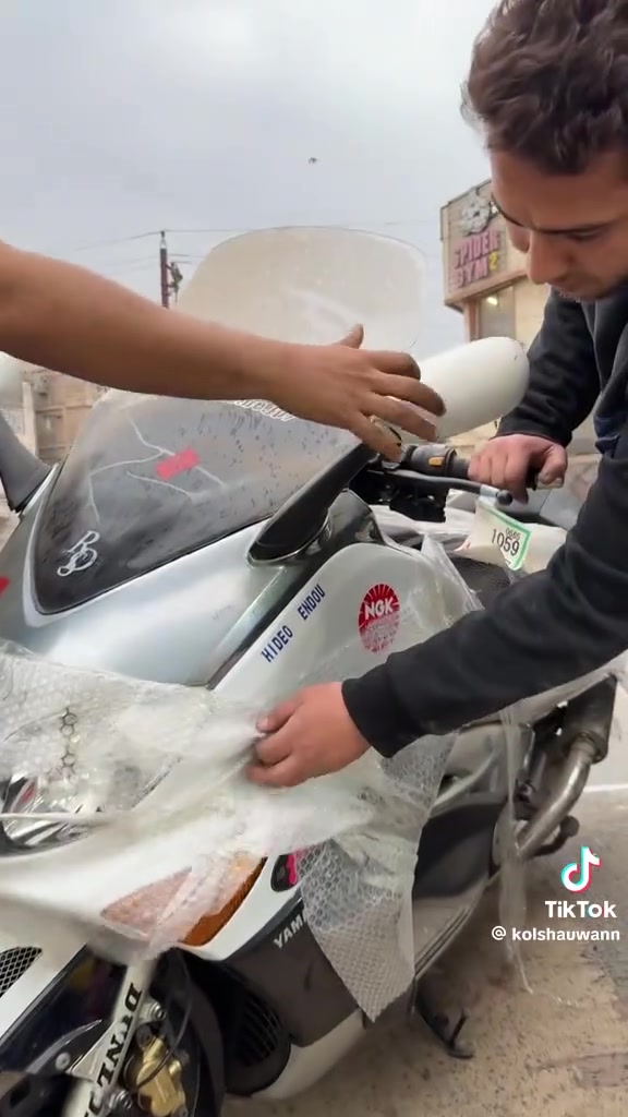 جديد ونضيف والمكفول نزل 🔥🔥🏍️
سلام عليكم دراجه تي ماكس موديل 2007 كلشي بيه مالوسي من كتات من فجوج امامي خلفي كله مالوسي كلجات وشلعه نارر 🔥كفاله عامه من كلشي مااشيه 35الف حقيقي جديده ب معنى الكلمه سعره 27ونص وبيه مجال نازله من كلشي وكلاشي قبل شهرين الي مو شراي لا يجي ويسال ويكسر بحلال العالم 🌍❤️❤️ متواجد خاص !
الاستفسار ع :*********** وكل هلا بيكم ❤️👍
العنوان : حله
