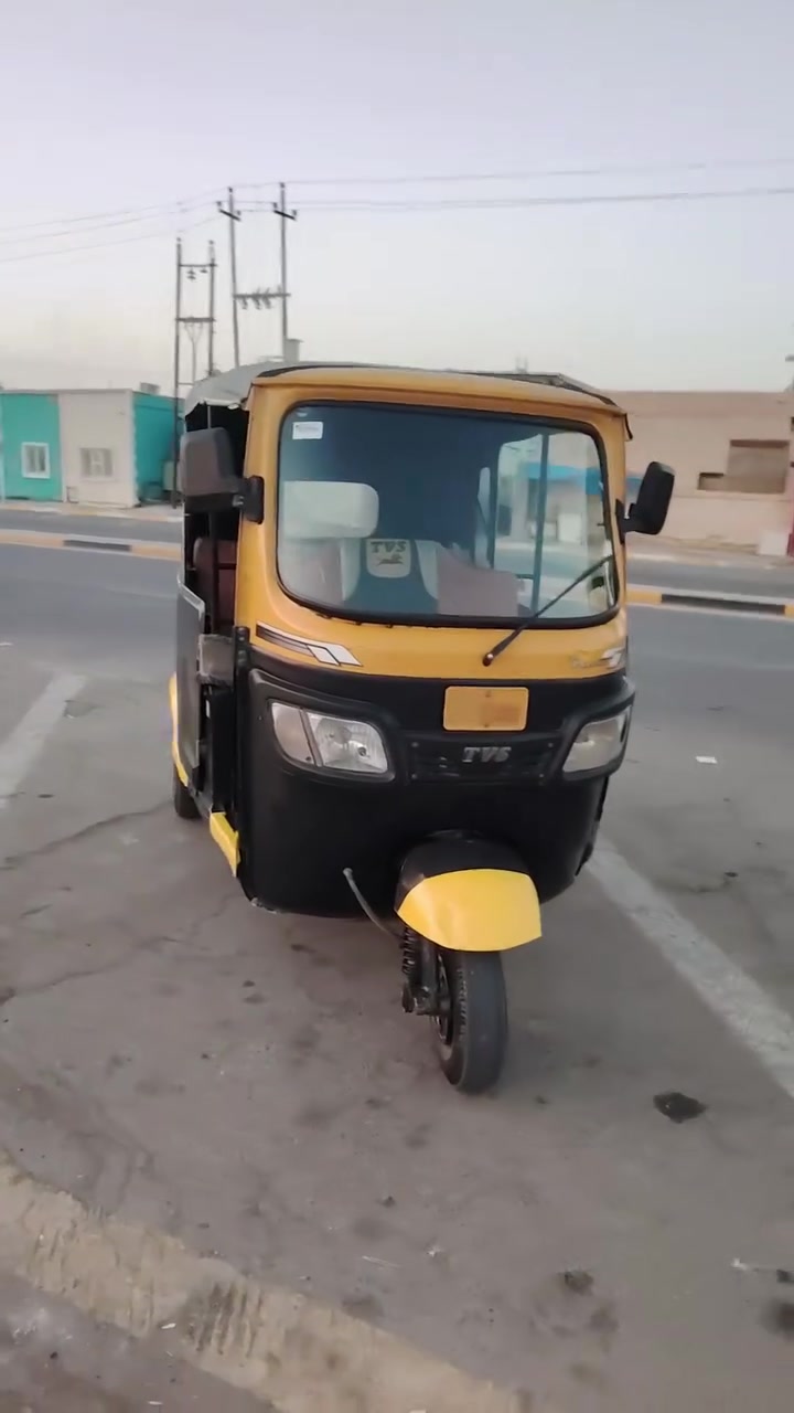 سلام عليكم بيع مستعجل تكتك2021 شهر 11 مكفوله كافاله عامه رقم وسنويه والوحه نكليزي السعر ٦٢٠٠ المكان واسط قضاء الحي رقم الهاتف ***********
