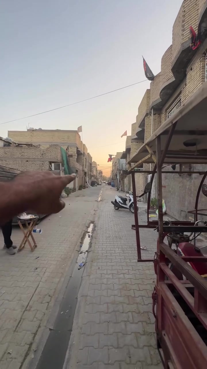 بيت خمسين متر طابقين في شارع افران الضياء
غرفة و حولي و استقبال 
السعر 60 وبي مجال 

لاستفسار الاتصال بالرقم ( *********** ) 
يوجد واتساب
