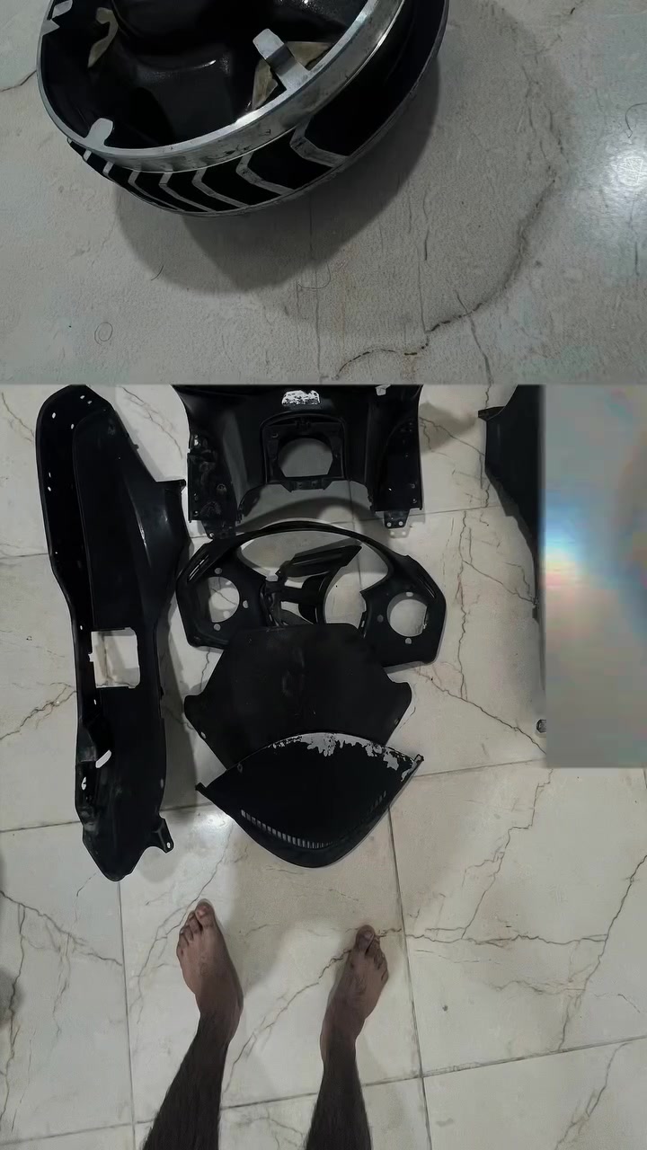 ليوم نشرنه مختلف شبابنه
اي غراض متوفره بسعر التراب واليكوله لسانك تواصل ماسنجر واتساب بكلشي ارد عليك 
***********
ومن تراسلني اي شغله بلمحرك اسالني بيه وانطيك غراض اله وانه بخدمتك كمللو للاخير
