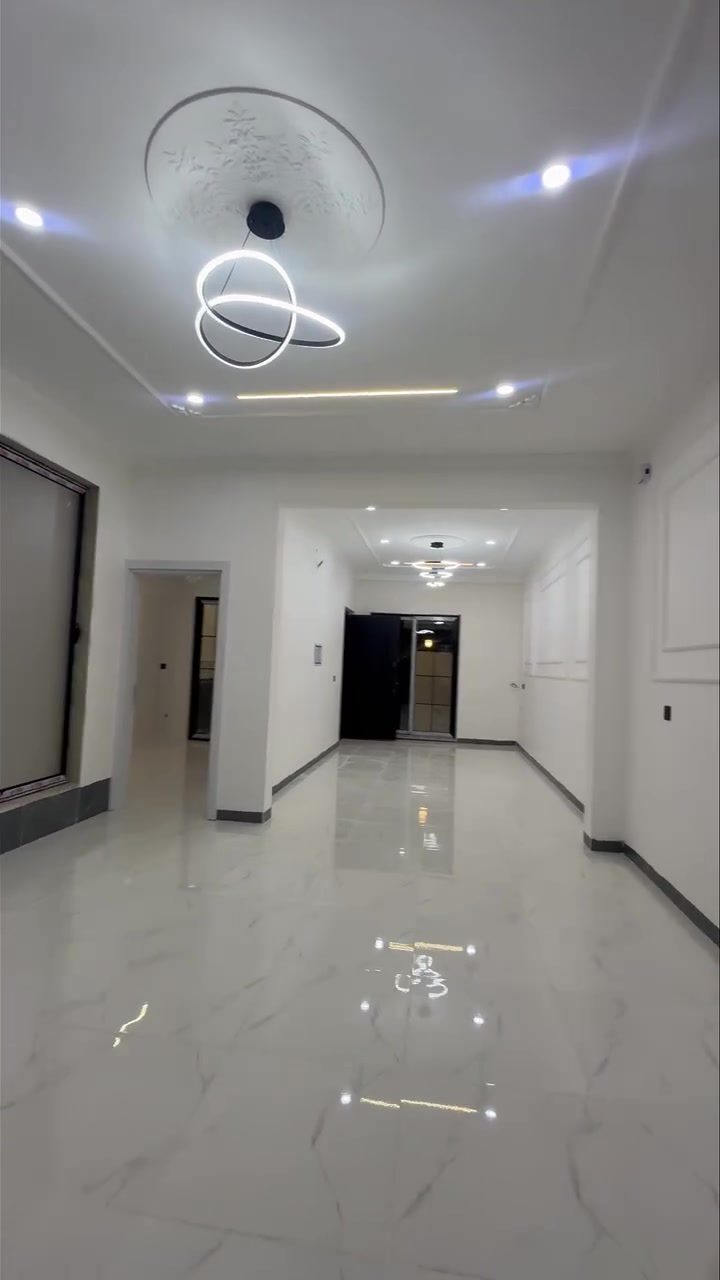 اربيل
منطيقة رؤشنبيري
١٢٥متر
طابو
مقابل حةديقة
٢طابق بيتونه
بيت سيرؤ
حلو بيت ماشاءالله حلو 
سعر ١٢شداد و ٦٠وةرقة و ماعمةلة
***********
