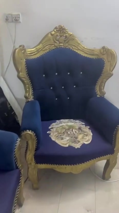 تخم قنفات تفصال ثقيل نضيف مثل بل فديوللبيع سعر٩٠٠منطقت الدوره شارع المصافي الاتصال على رقم ***********
