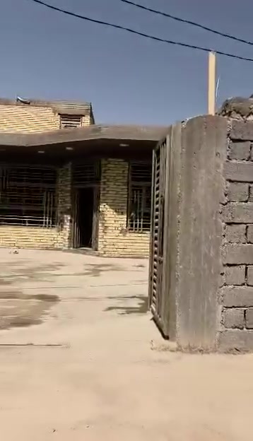اسلام عليكم اخوان دار للبيع المكان بابل الحله قرب سيطرة الاثار شارع برنون حي المرتظى نوع العقار زراعي سند 25 تحويل السعر 75هذارقمي للتواصل ***********
