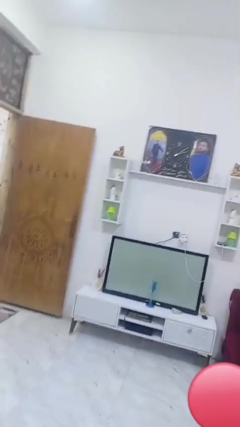 للبيع بيت زراعي رئاسه العبيدي نهايت شارع عشرين سند ٢٥ طابقين يحتوي على صاله و 3 غرف نوم ومطبخ حار وبارد و مع الملحقات مساحته 100 متر السعر 95 ***********. الاتصال على الرقم
