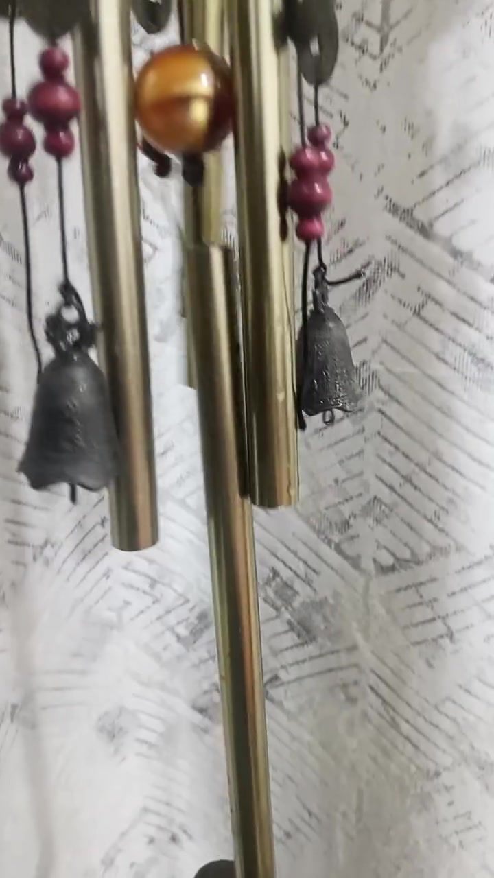رنانة • بالّة أجراس • نحاس