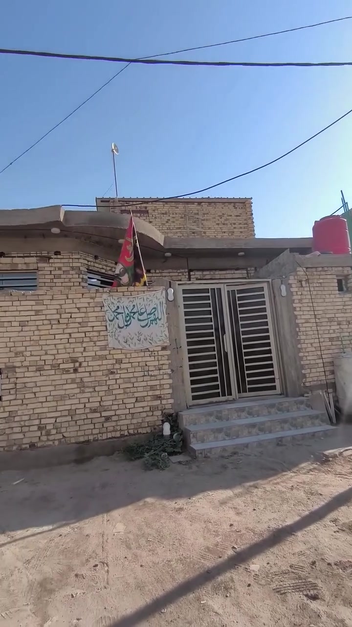 سلام عليكم بيت اللبيع المساحه 150طابو صرف البيت حر الموقع الديوانية غماس شارع حجي امير الطبكه   ***********رقم ابو البيت
