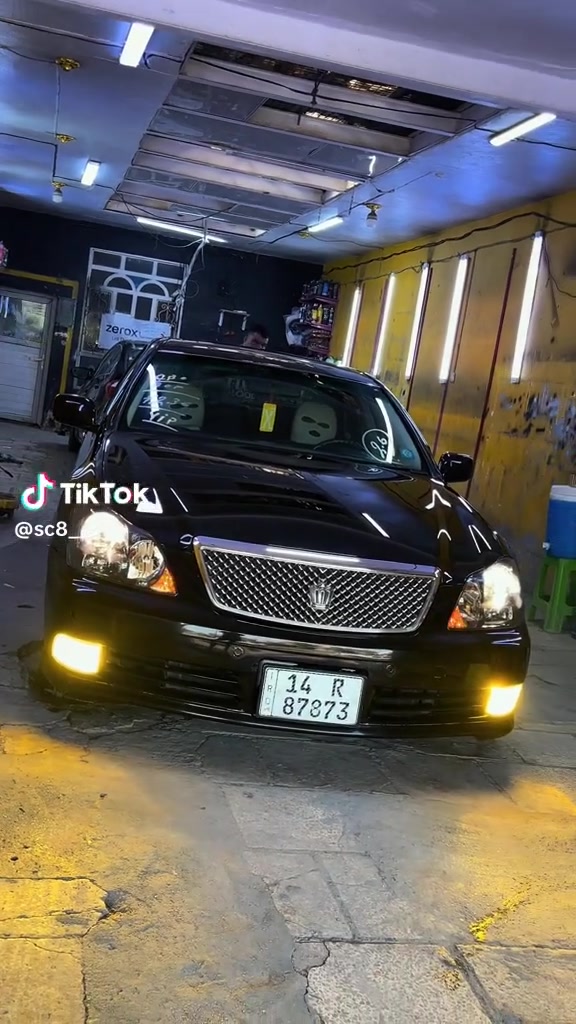 للبيع شاهينه رقم بصره نكليزي مميز 2004 قماره والباقي كفاله
شاصي 82
3 دكم فتحه
السعر 120 وبيها مجال 
مكان نجف الاستفسار ***********
