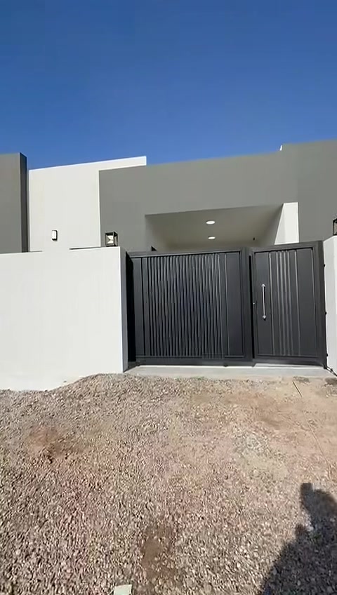 🏡🏡دار للبيع - مجمع نيروز النجف السكني♦️
🛑مساحة : 160 متر 

🕌موقع : مميز على حديقة🌹

💰مقدمة:45 موجود ركن

الباقي قسط الشهري 500الف 

***********
