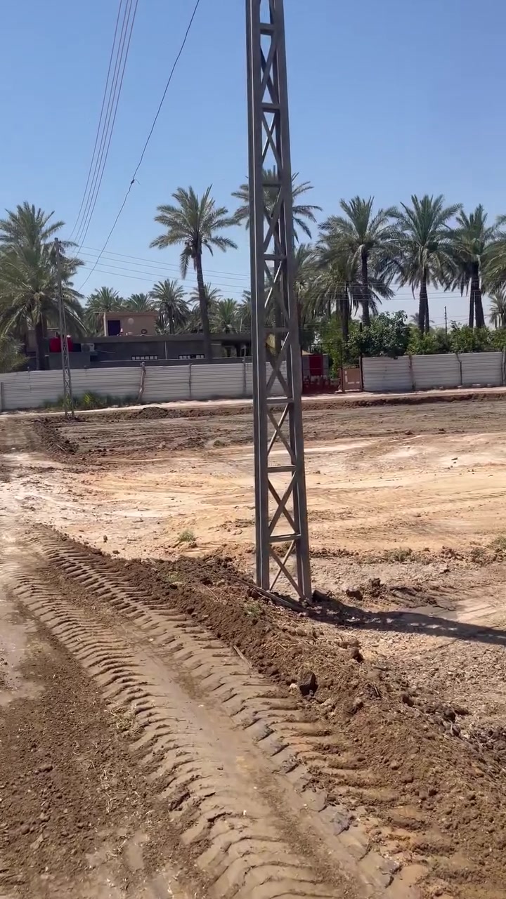 للبيع 2200طابو زراعي سند 25سند  تحويل بسم المشتري   معه كافت الخدمات ماء كهرباء تبليط مدارس مستوصف كربلاء المقدسة قرب  طريق كربلاء حله تبعد عن مركز المدينة 15كيلو اي استفسار اتصال عله رقم الهاتف***********,,***********
