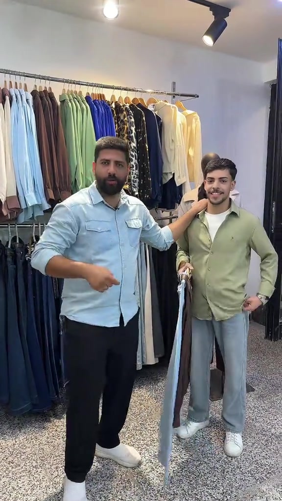 ملابس • للبيع