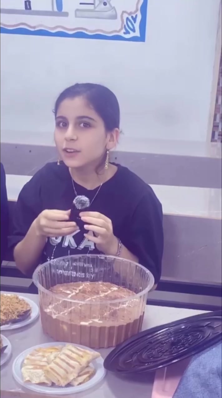 مو أنا اللي راح أحچي عن نفسي…
خلّيت طلابي يحچون عني 🤍✨
لأن أجمل نجاح للأستاذ مو بس بدرجات طلابه
إنما بالأثر الحلو اللي يتركه بقلوبهم.
كلماتكم بالنسبة إلي مو مجرد مدح
هي شهادة أعتز بيها ودافع حتى أقدملكم الأفضل دائماً. 🤍
🎥 شوفوا آراء طلابي عن تجربتهم وياي…
وخلوهم يحچولكم بنفسهم 🌷
اماكن التدريس :
معهد الاوائل_شارع الجمعية_مقابل معهد محمد البسام
معهد نور العقول_ شارع البلدية_فوق مكتب النور للعقار
للتسجيل والاستفسار مراسلتنا على التليكرام :n_nk17
