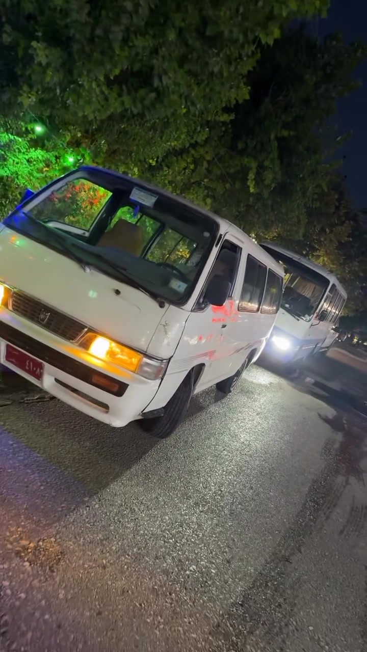 نیسان تەخت بۆ فرۆشتن 2001
گێر مەکینە ئەکسل کارەبی بەشەرت  نمونە لە جوانی ئارم پلاستیکی سلیمانی غاز و بەنزین 
***********
