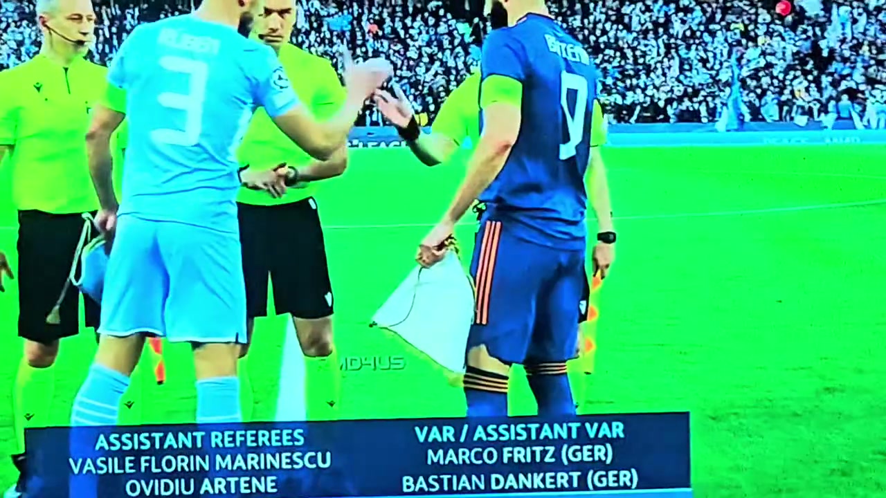بروجيكتور MAGCUBIC • Google TV • ٩٠٠ ANSI