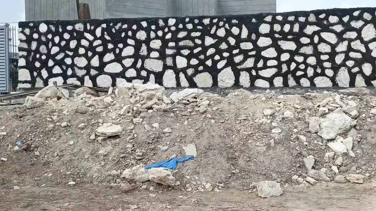 نوت 40 برو • 24مم • كاميرا موبايل