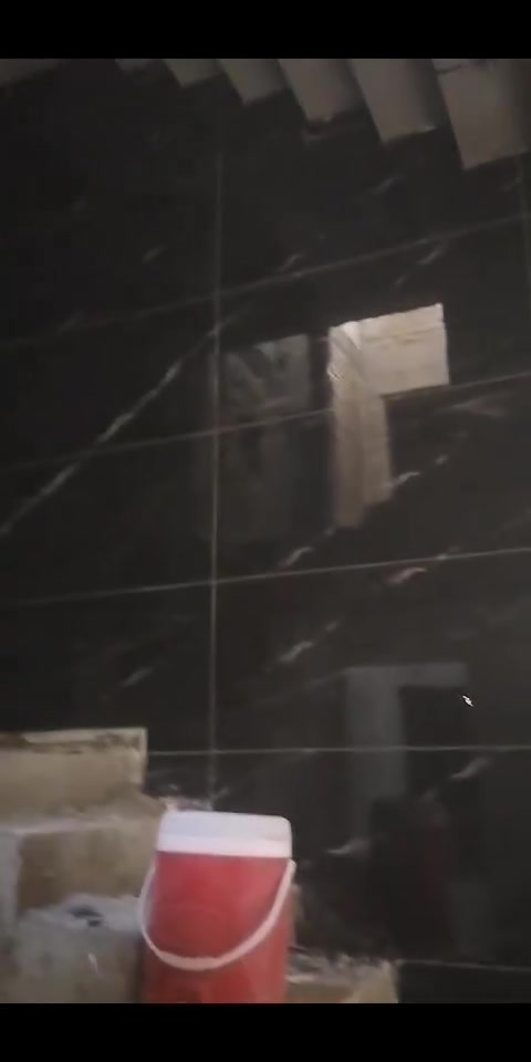 سلام عليكم خلفه مصري سيراميك درجه اولي مرمر كاشي بورسلين ألواح درج شغل ليزر درجه اولي التزام بل العمل بغداد فقط الرقم بيه واتس *********** اسعار مناسبة
