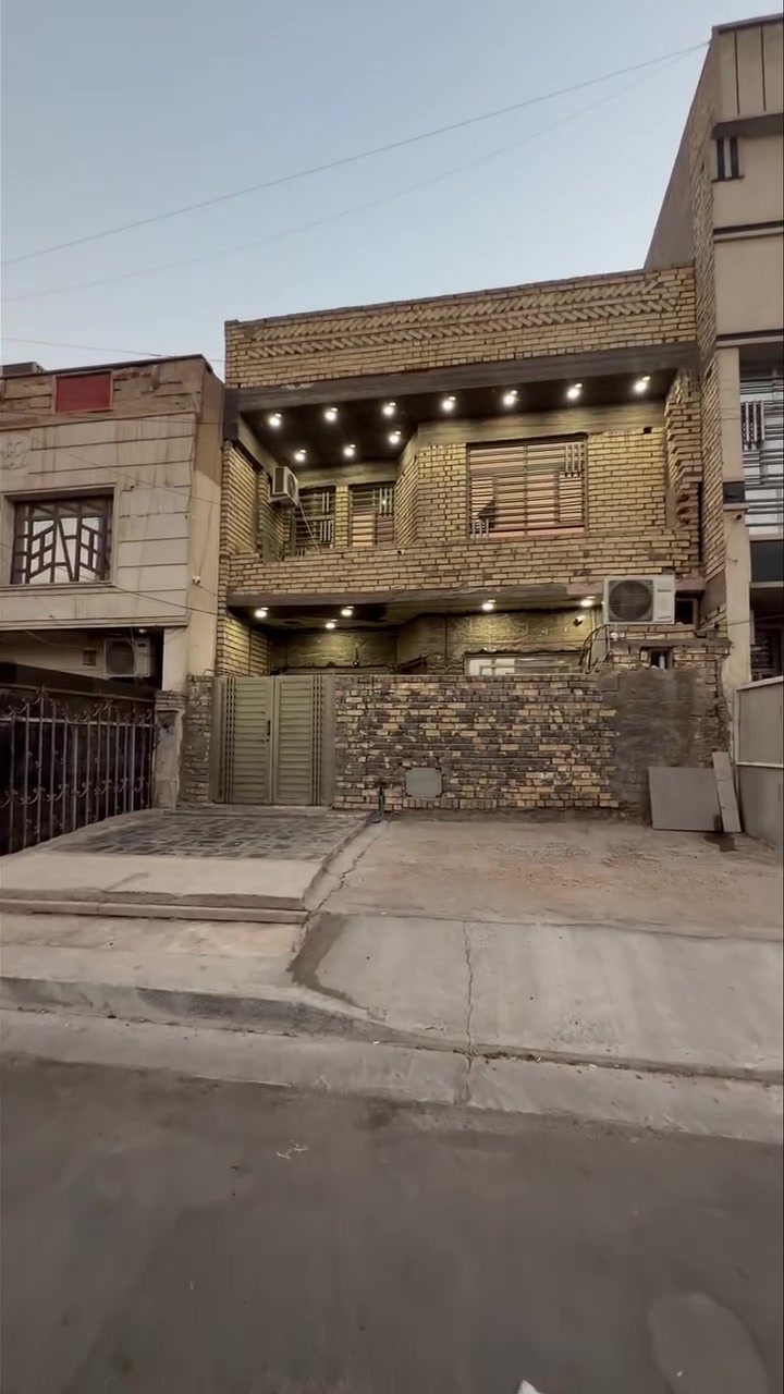 🏡 دار للبيع بمساحة ١٢٦ متر

📐 الواجهة: ٧.٥ متر
📏 النزال: ١٧ متر

فرصة مميزة لامتلاك دار بمساحة مناسبة وموقع يستحق الاهتمام.

📞 للاستفسار والتواصل:
***********

