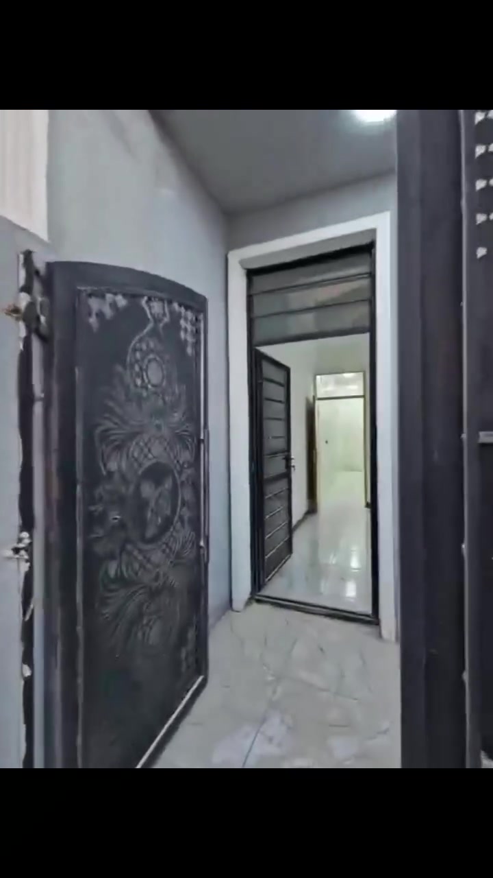 يا الله السلام عليكم يتوفر لدين  مشتمل اللبيع50بناء حديث
زرعي قرار محكمه  جاهز للسكن العنوان الدوره خلف صناعي ابو تشير قرب السوق ابو دشير الواجهه خمسه نزال 10 الطابق الارضي يحتوي على استقبال ومطبخ وخدمات المنور والطبق الثاني يحتوي على اثنان غرف نوم وخدمات صحيه وبيتونه وسطح ارض الشارع 10 متر وخدمات كامله مي وكهرباء وتبليط ارصفه وانترنت الاستفسار على الرقم التالي للاستفسار راسته الصفحه رقم الهاتف *********** سعر هذا العقار 58 بمجال ويرهم اقساط مقدما 40 وكل شهر 500

