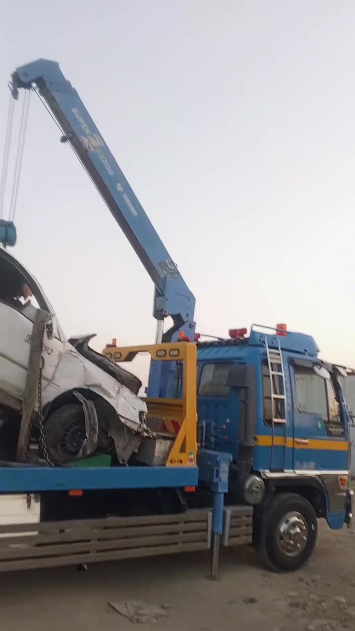 سلام عليكم
تفصيخ كورلا ومازده
العنوان واسط قضاء الحي 
***********
