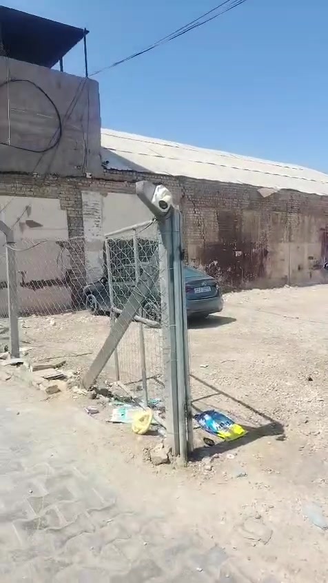 مكانه حله باب المشهد قرب سجن الاصلاحي مقابيل ابن طاووس سنده جديد قبل عشر ايام من مطلعيه باسم ثلاث اشخاص  للاستفسار ***********
