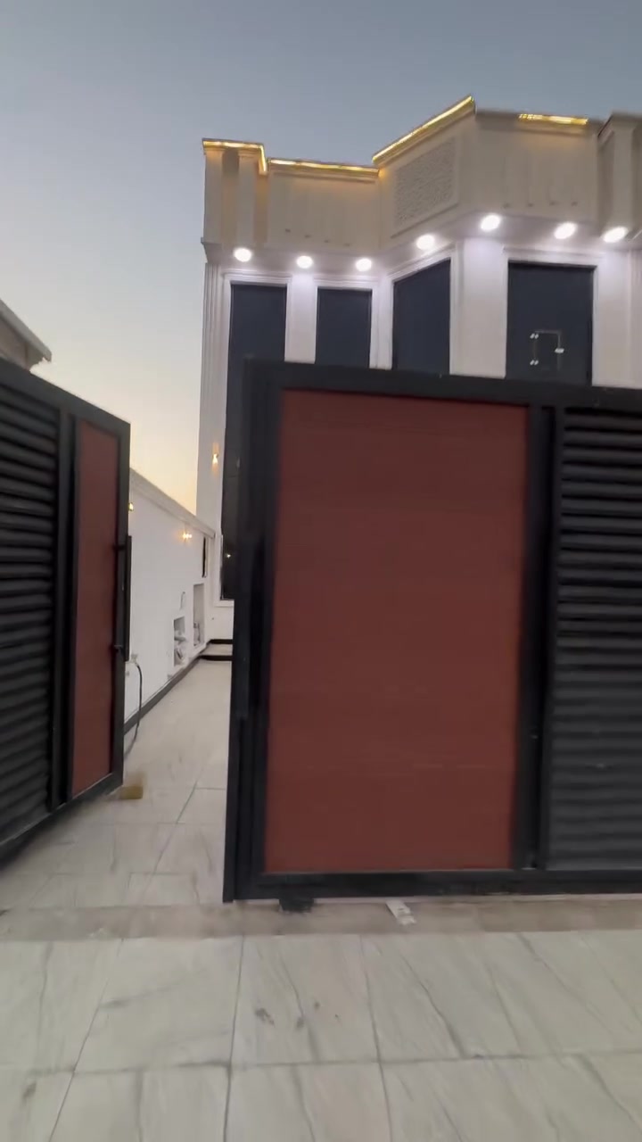 دار للبيع مساحه ١٤٠ م
تسليم مفتاح 
طابو زراعي سند ٢٥ حق التحويل 
السعًر ٩٥ 
بابل ورديه داخل قرب سيد موسى ع
***********
