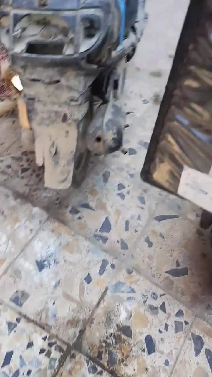 حديد • مجال قليل