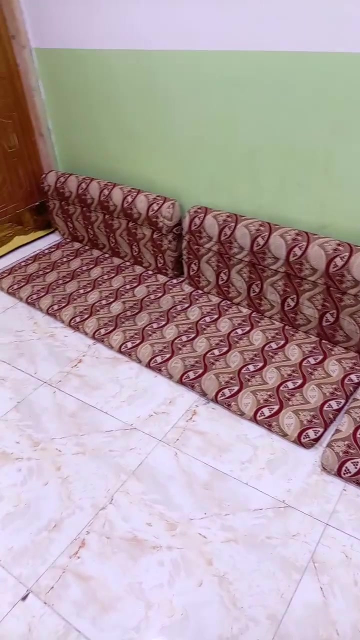 كعده عربيه لبيع سعر ١٥٠ ***********
