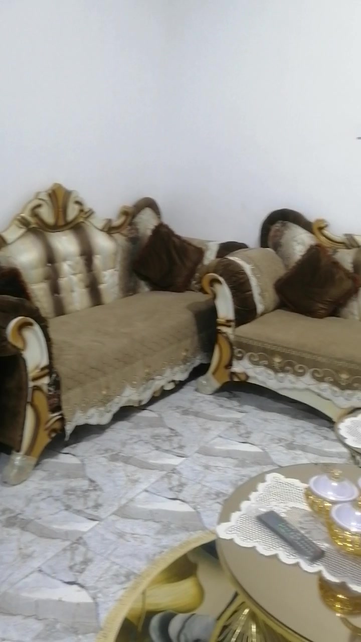 البصرة • صوفا • فيه مجال