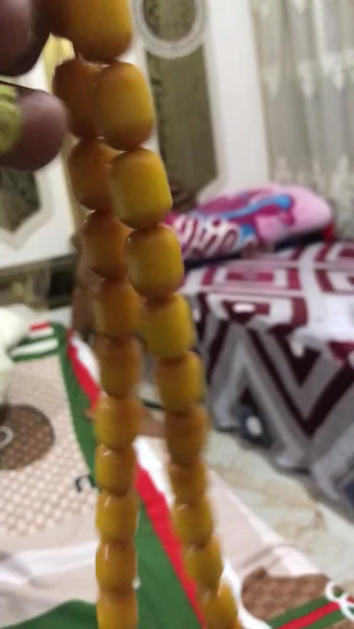 للبيع قيم حض وبخت وبلعافيه عليك

