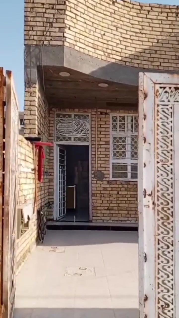 السلام عليكم الدار للبيع المساحه ٢٠٠م السفحه الثانيه قرب الملعب مطلوب إسكان ٣٠مليون التسديد ١٧٠،٠٠٠ في الشهر السعر الكلي مع الإسكان ١١٠
مليون مع الاسكان

للاستفسار الاتصال على الرقم
***********
واتساب
***********
