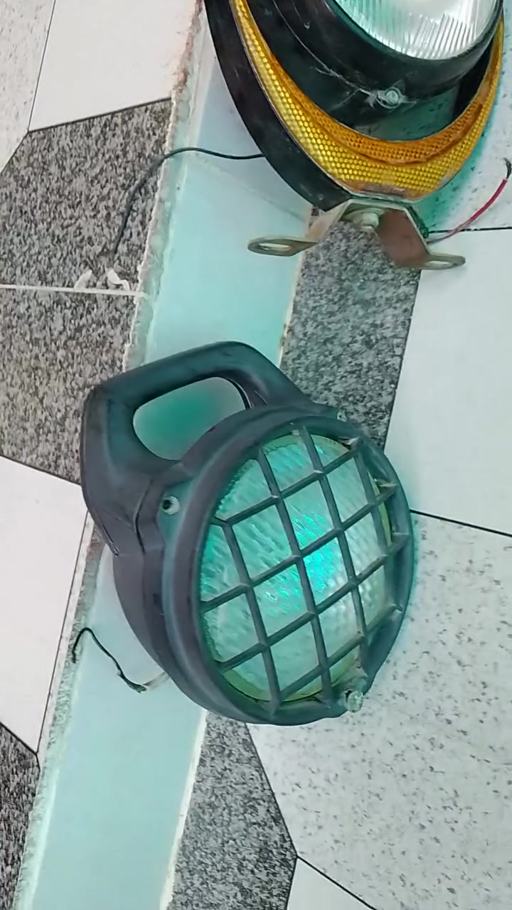 للبيع المكان واسط ***********
