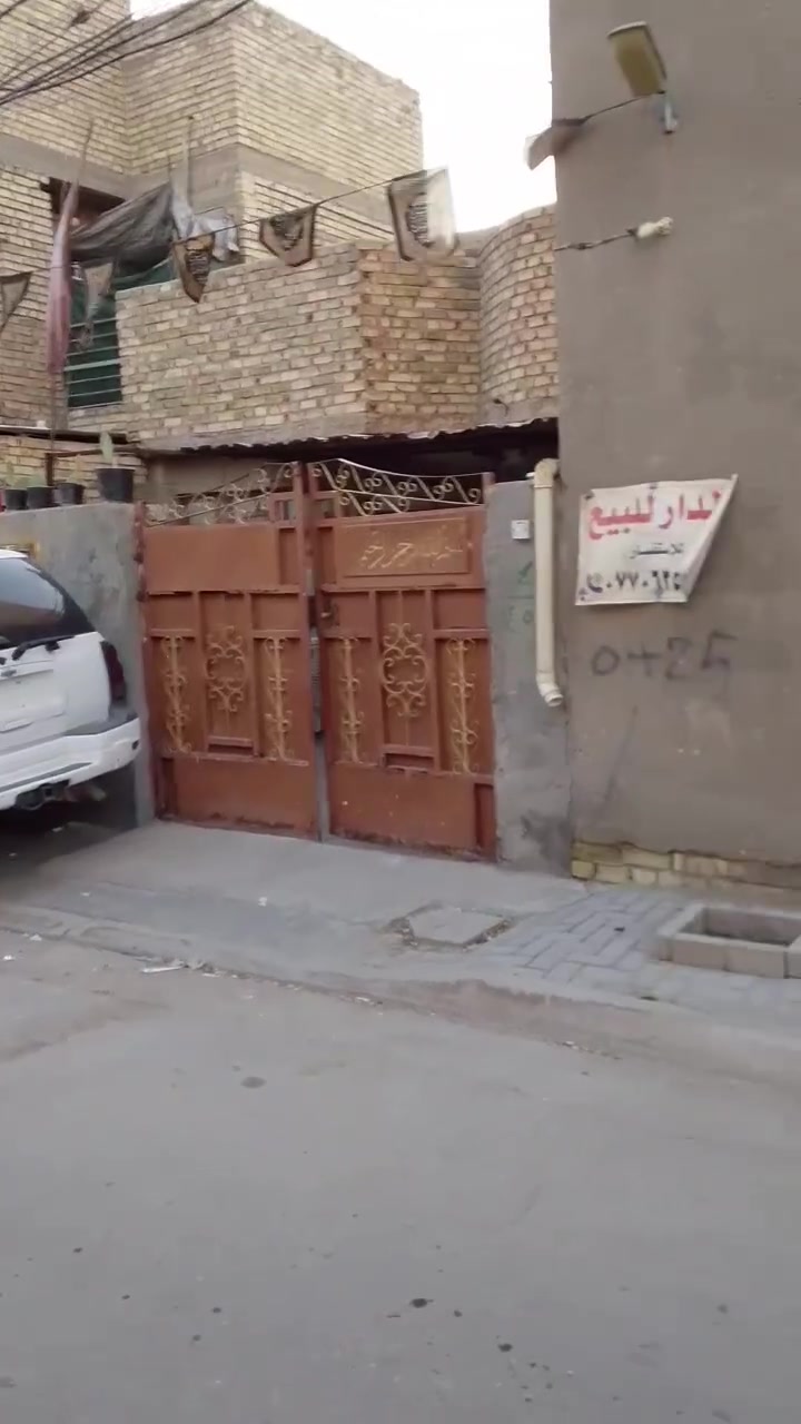 السلام عليكم ورحمه الله وبركاته
من رخصة الأدمن 
دار للبيع العبيدي منطقة حي السفير قرب شهداء الثانية خدمات كاملة تبليط كهرباء وماء
المساحة 110,طابو صرف زراعي سند يتكون من طابق واحد 
كراج. يتسع سيارة+استقبال +غرفة عدد 1+صالة+مطبخ+حمام وترك
كامل ماء خطين اسالة+حلو 
السفير شارع 20الطاقة قرب افران علي الاكبر
للاستفسار الاتصال
***********
