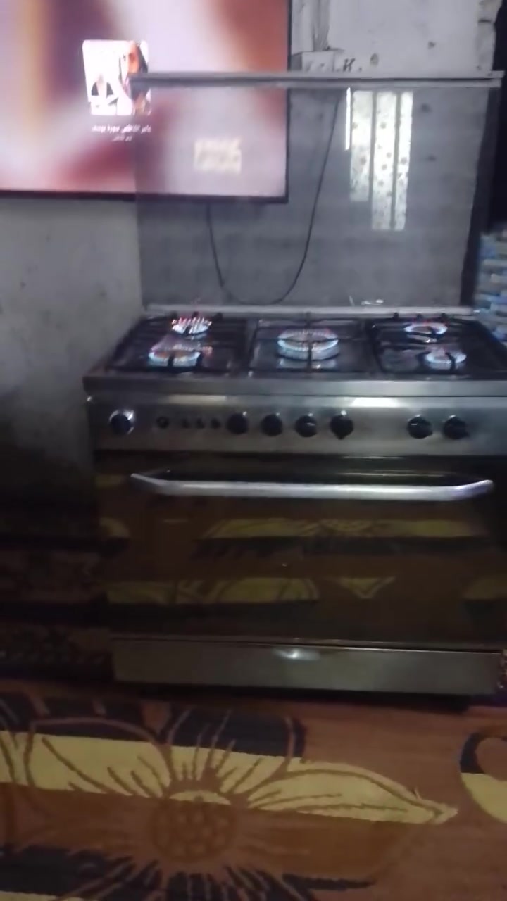 سلام عليكم طباخ جديد البيع سعر 150وبي مجال اكو توصيل عنواني بغداد لحسينيه راشديه ***********
