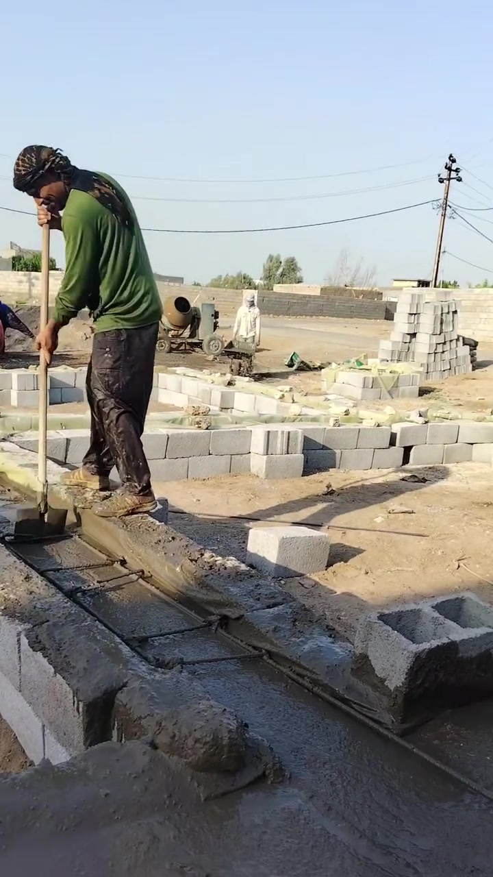 كادر صب شغل درجه اولى وكادر تدخيل سبيس وفرش وحدل وتدخيل التراب وفرشه وصب رباطات ارضيه ودنك وكل هاذا بسعار مناسبه يمنا لاستفسار لاتصال عل الرقم ***********
