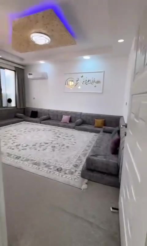 دهوك حي الشرطه • ٢٥٠م • مخزن و٢ طابق