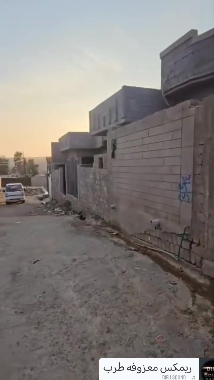 البيت لبيع القوسيات بقرب مركز الشرطه مقابيل محطة القوسيات المساحه 150
***********السعر 43 سند زراعي 25خدمات كامله كهرباء ماء  شارع
