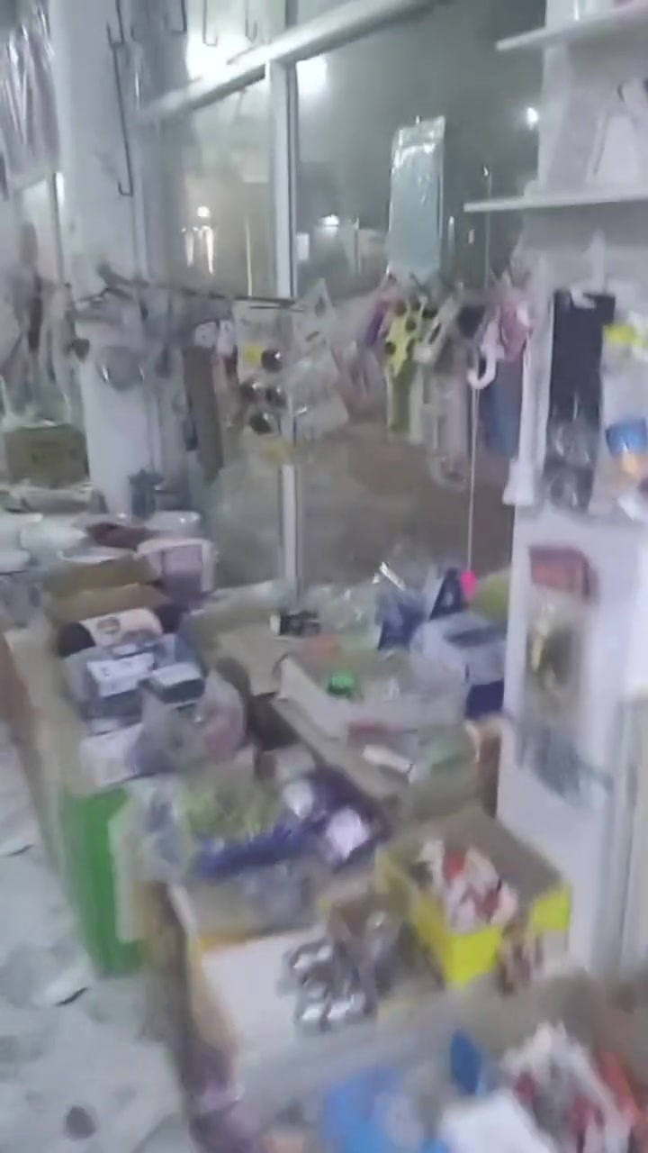 السلام عليكم غراض منزلي ابيع شلع بسعر جمله قرب قطاع طوز
***********
